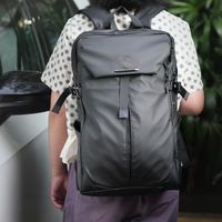 大容量全能型选手，搞定出行需求，光影行星宙斯 3air 扩容双肩包