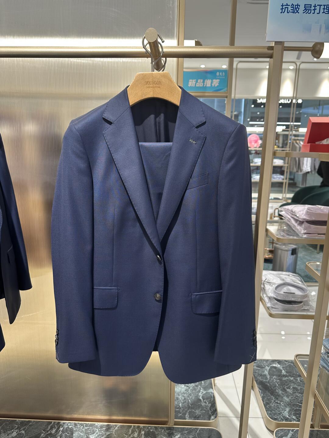 雅戈尔西装的3个价位层：从50%羊毛到Loro Piana，买哪层？