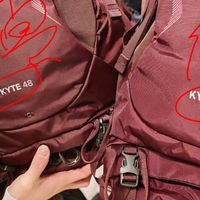 「退坑大佬把装备出给我」？对完3个集市帖近百条评论和10条翻车帖：二手登山装备，哪些能捡、哪些再便宜也别碰