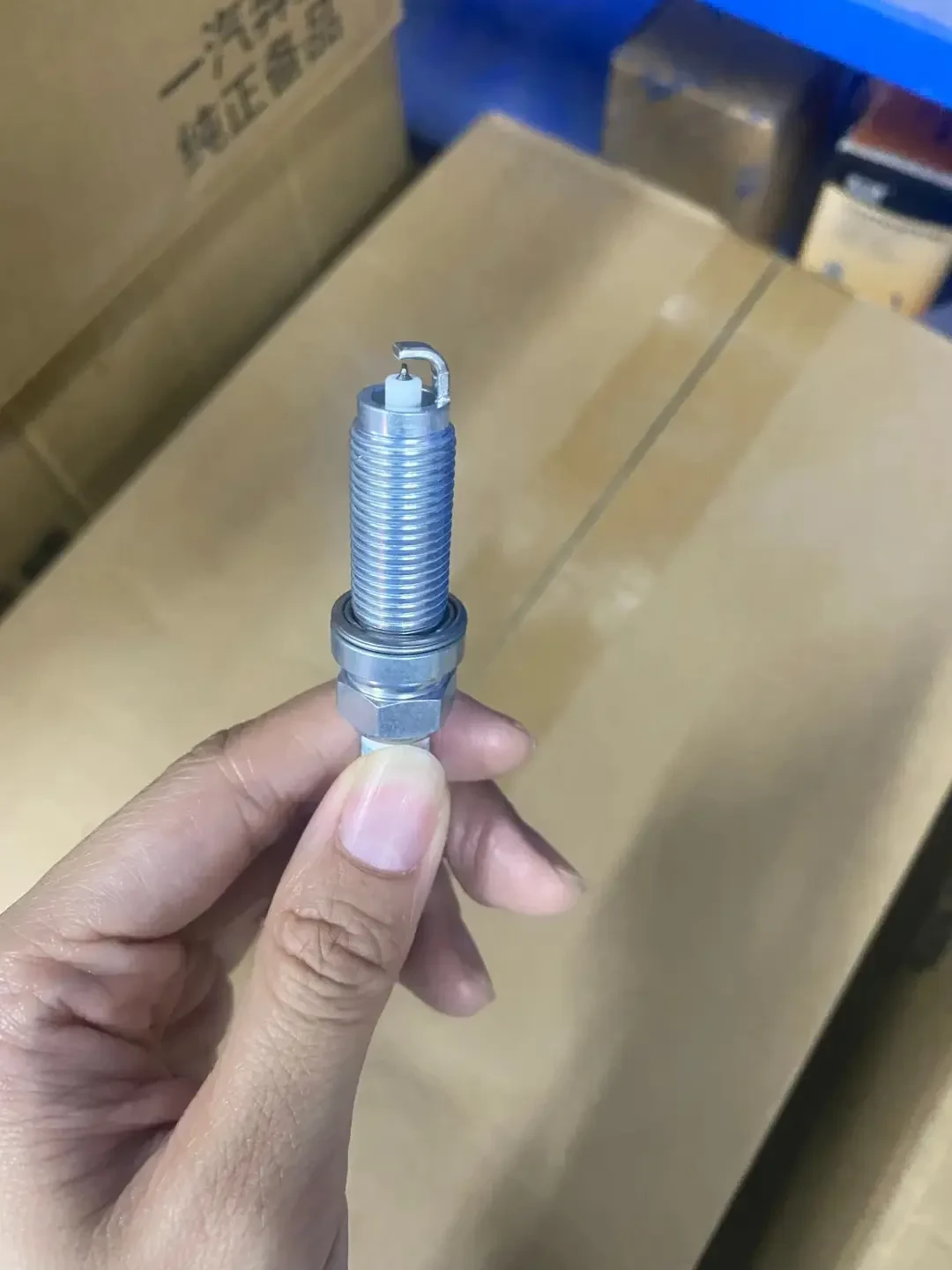 「求鉴定」成高频词,假NGK火花塞逼疯旗舰店买家:先看这七处