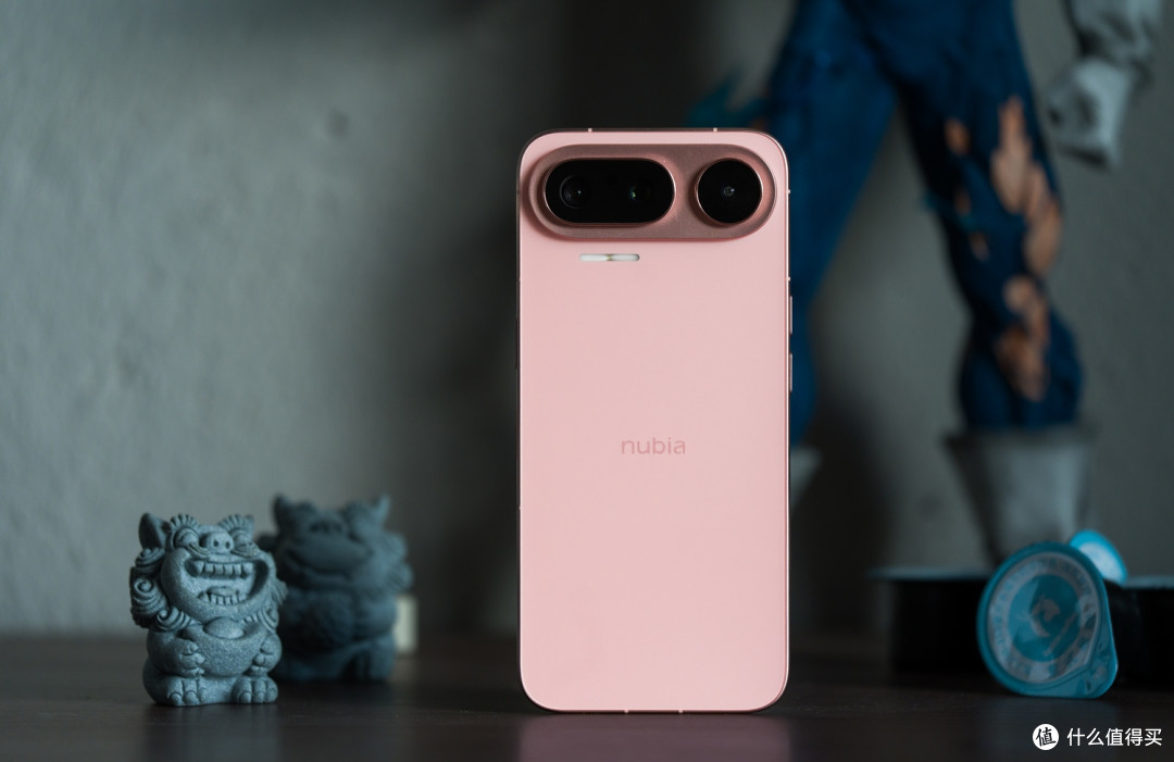 努比亚 NaviX Ultra 豆包手机实拍