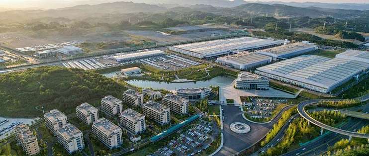 深耕甲醇生态二十余年，李书福在全球大会上讲述"中国减碳方案"