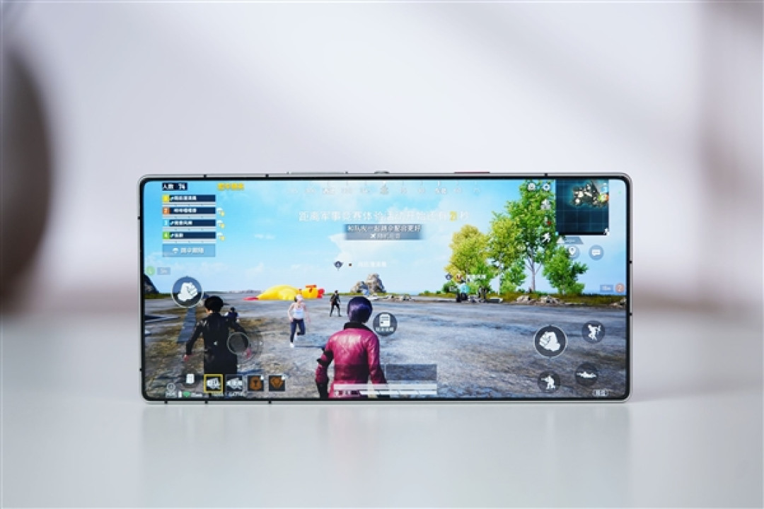 行业首款185Hz全面屏+RGB水冷!红魔12 Pro+图赏