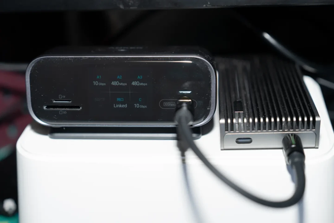 双十一蹲安克桌面拓展坞,先对这四个数:100W只给电脑80W、双4K刷回60Hz、Mac三屏只剩双屏、联名多花100元买了什么