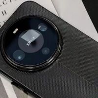 高铁、景区没信号？华为Mate 90系列 “拼网”黑科技，轻松解决！