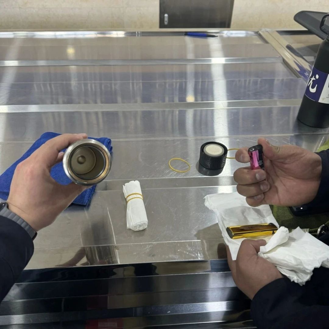 带4岁娃第一次坐飞机,儿童票和证件的账我先排明白了