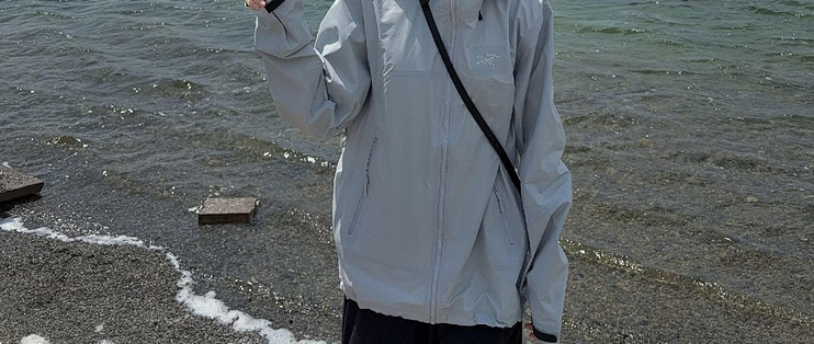 户外叠穿防鼓包实测指南