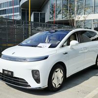 鸿蒙智行享界V8配置公布：高低配差异集中在智驾、空悬和顶屏，选装避坑看这几处