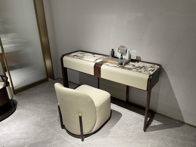 客厅家具