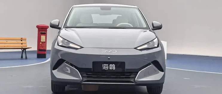 比亚迪发布新车：10月20日正式开售，6.59万起