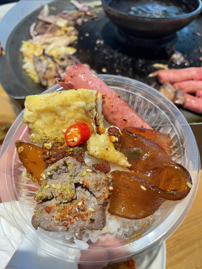 聚会餐饮
