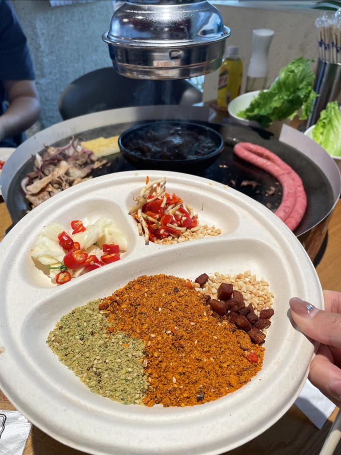 聚会餐饮