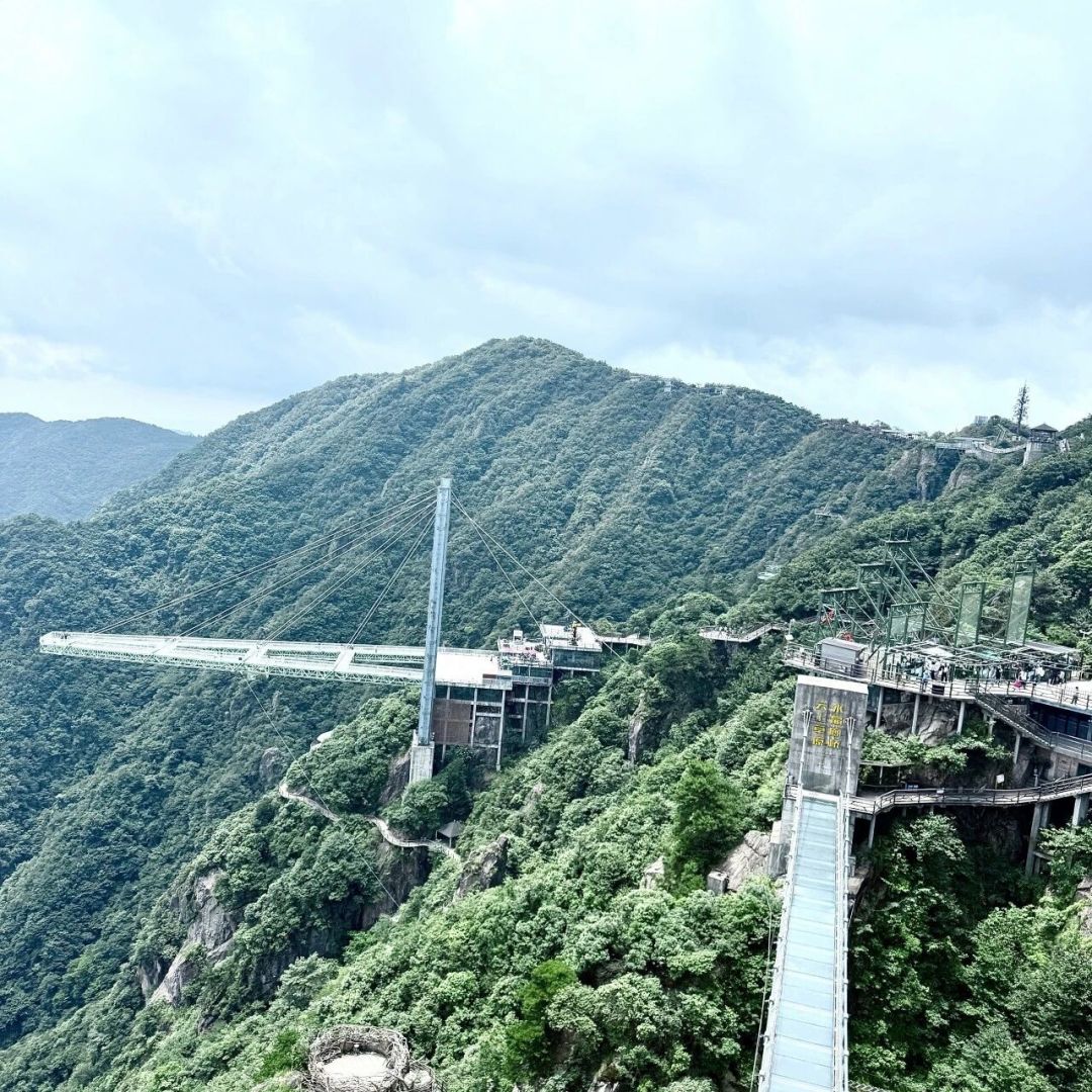 带4岁娃湖州安吉住一晚：6个网红点的身高线，我排成一张表