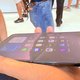 曝iPhone Duo折痕区域较软——客服承认“硬的折不过来”，贴膜与日常保养避坑指南