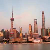 带娃和外婆登高看上海,值不值?3个观景台和免费点排成一笔账