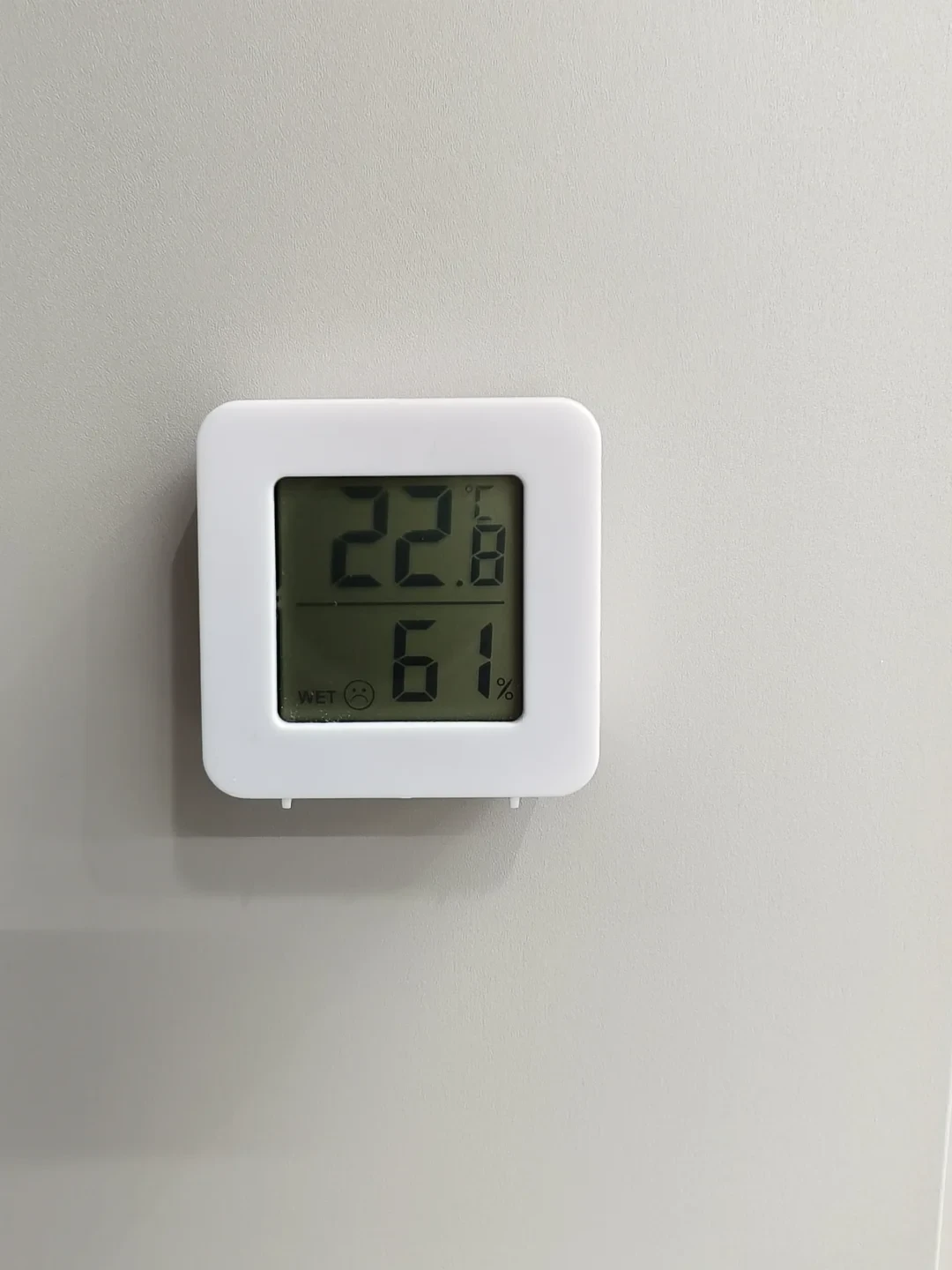 报停五年省了两万,她今年把暖气又供上了:你省下的暖,是邻居替你烧的