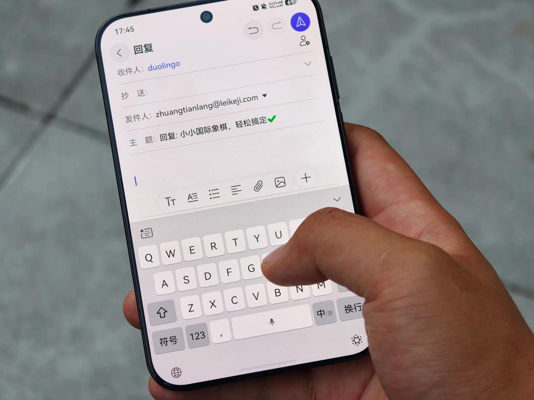 『Mate90的9050Pro全卖断货』撞上『X View二手还在溢价』：双11前犹豫换哪台华为的党，下单前先把价梯、溢价、库存这三本账对完