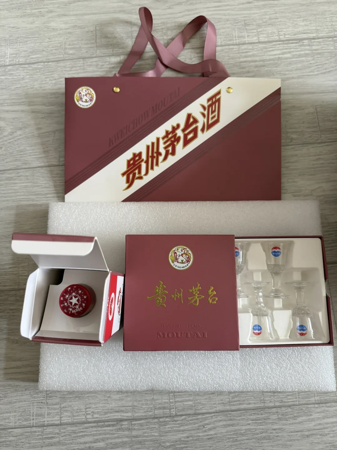 「散飞1690」撞上「小瓶折算1498」:今晚8点双11开闸,买茅台自饮的先核对价梯、毫升价、渠道、回收价这四本账