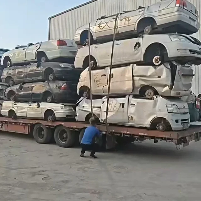 爸那台2012年的老车，车商出价2600：他这台报废比置换多落三千多