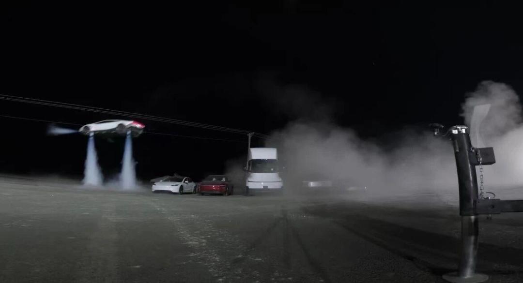特斯拉要被SpaceX