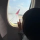 推车能带进客舱吗，还是得托运？带娃乘机前先弄懂规则