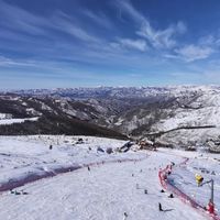 全国最早开板！可可托海已经开滑，阿勒泰雪季120元起，去哪个山？
