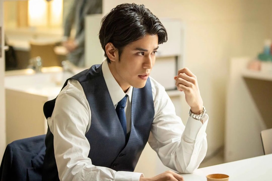 「第2话收视跌0.7」撞上「TVer回收第一」:秋季日剧三集墙的对账党,弃追前先把这三本账对完