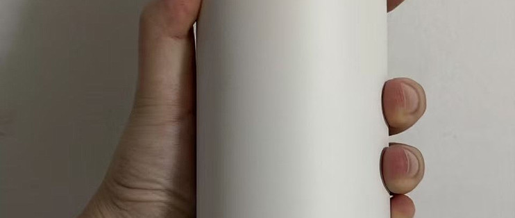 一键开盖单手操作，开车办公不用双手拧