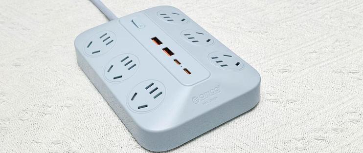 告别桌面插头打架！奥睿科A-Plug插排，治好了我的桌面焦虑