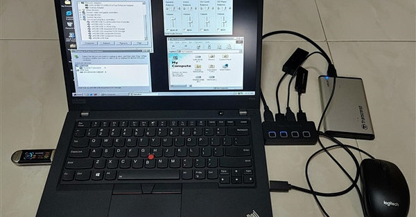 靠三个AI写驱动：Win98 SE成功跑上雷电4！实测热插拔通过