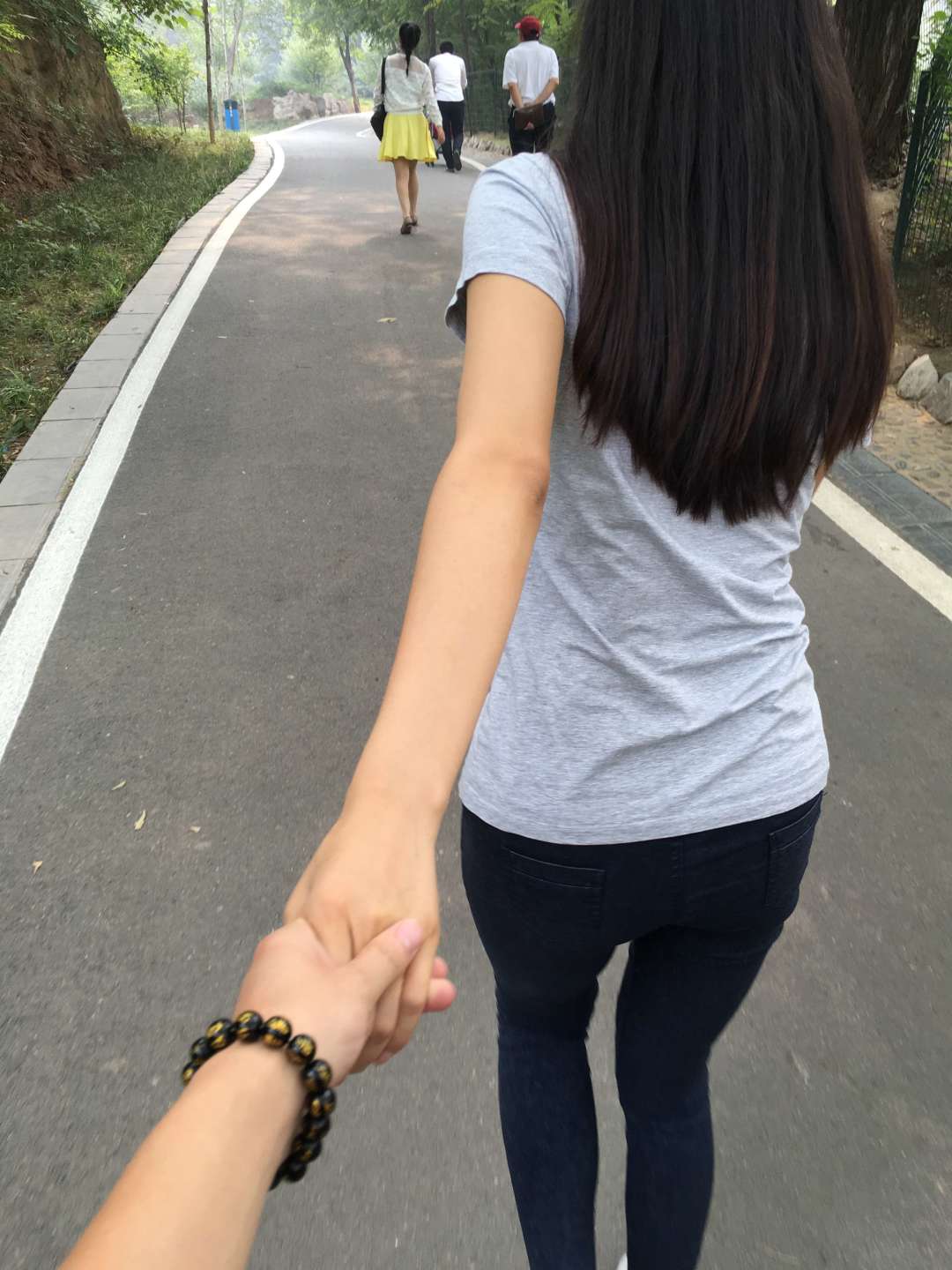 有人恋爱从不空窗?1.1万赞热帖吵明白:上瘾的不是那个人,是被爱的感觉