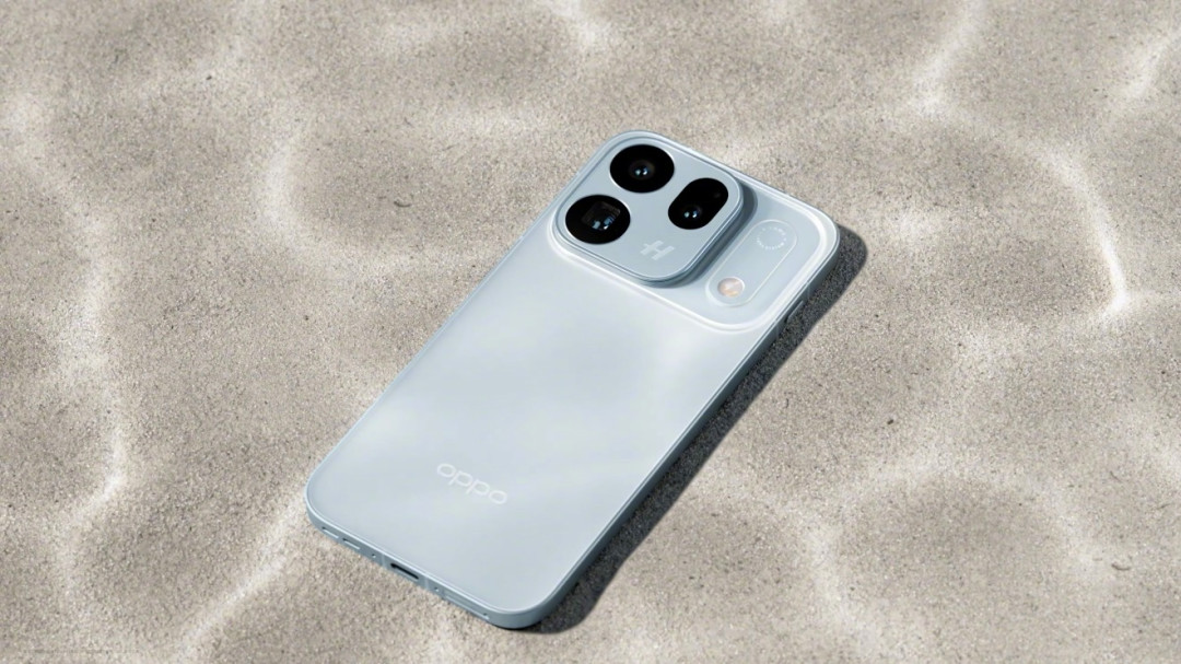 iPhone 17低至5499、和Find X10坐进同一价位:双11第一次从苹果搬家的老用户,先把微信记录、实况照片和室内拍照这三道坎对完再付款