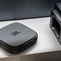 双11冲JBL回音壁前，我把三条评测视频底下的评论翻完了：“闷、人声小、直通没看清”全集中在三处