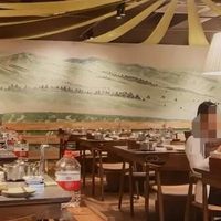 西贝试水开50平“火锅店”：一人一锅，锅底13元/位，人均110元！