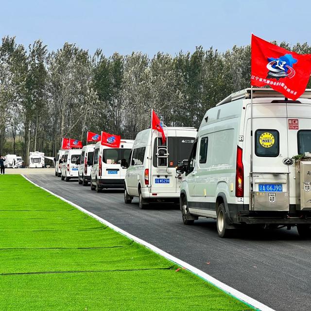 双11露营装备分两波到货：签收那天的7天倒计时开始走，新帐篷先在客厅搭、别急着去营地