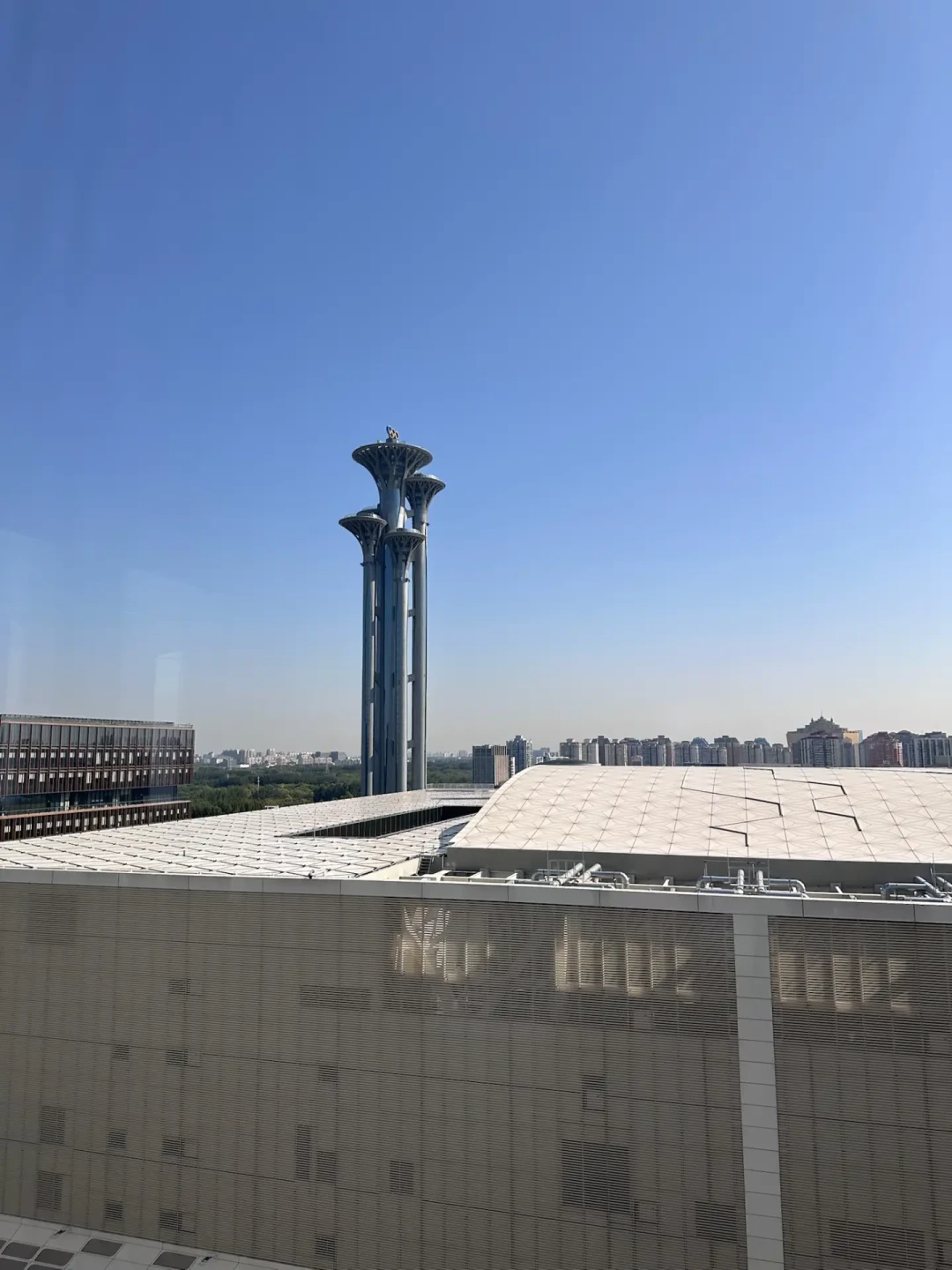 荧光笔一照就翻车:住高星酒店,先做这3分钟自查