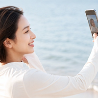 自拍屏用了三十天，我拍完不用再跑回去看