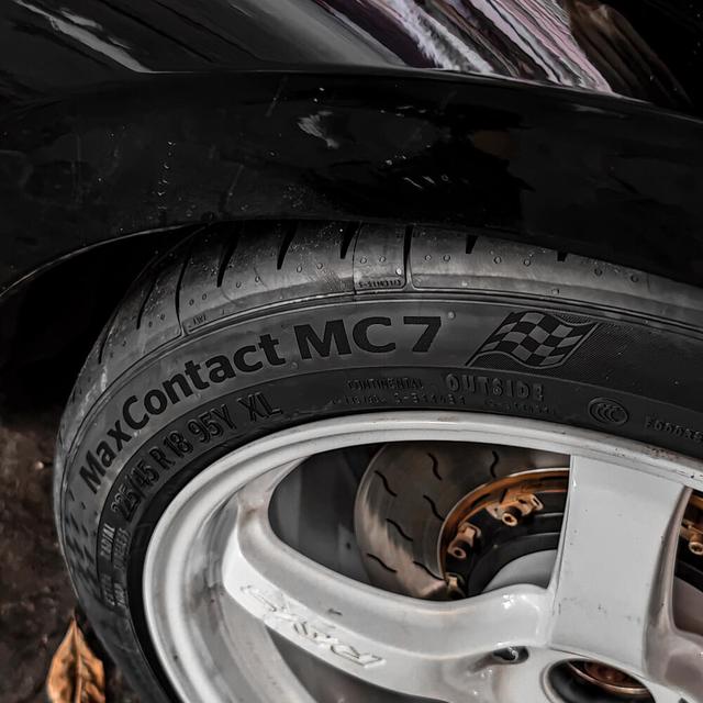 车友群封神的MC7：新胎吹爆，1.5万公里打滑？双11先看完这三面