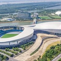 179涨到2193：肖战演唱会的南京，我劝你先别订酒店