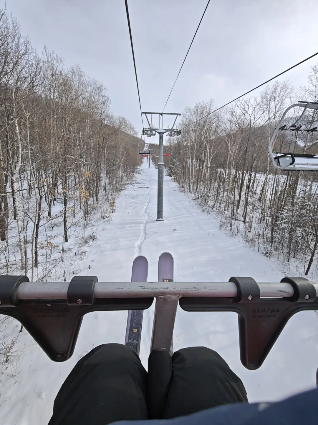 带4岁娃的第一个雪季:长白山、北海道、罗瓦涅米,我比完了