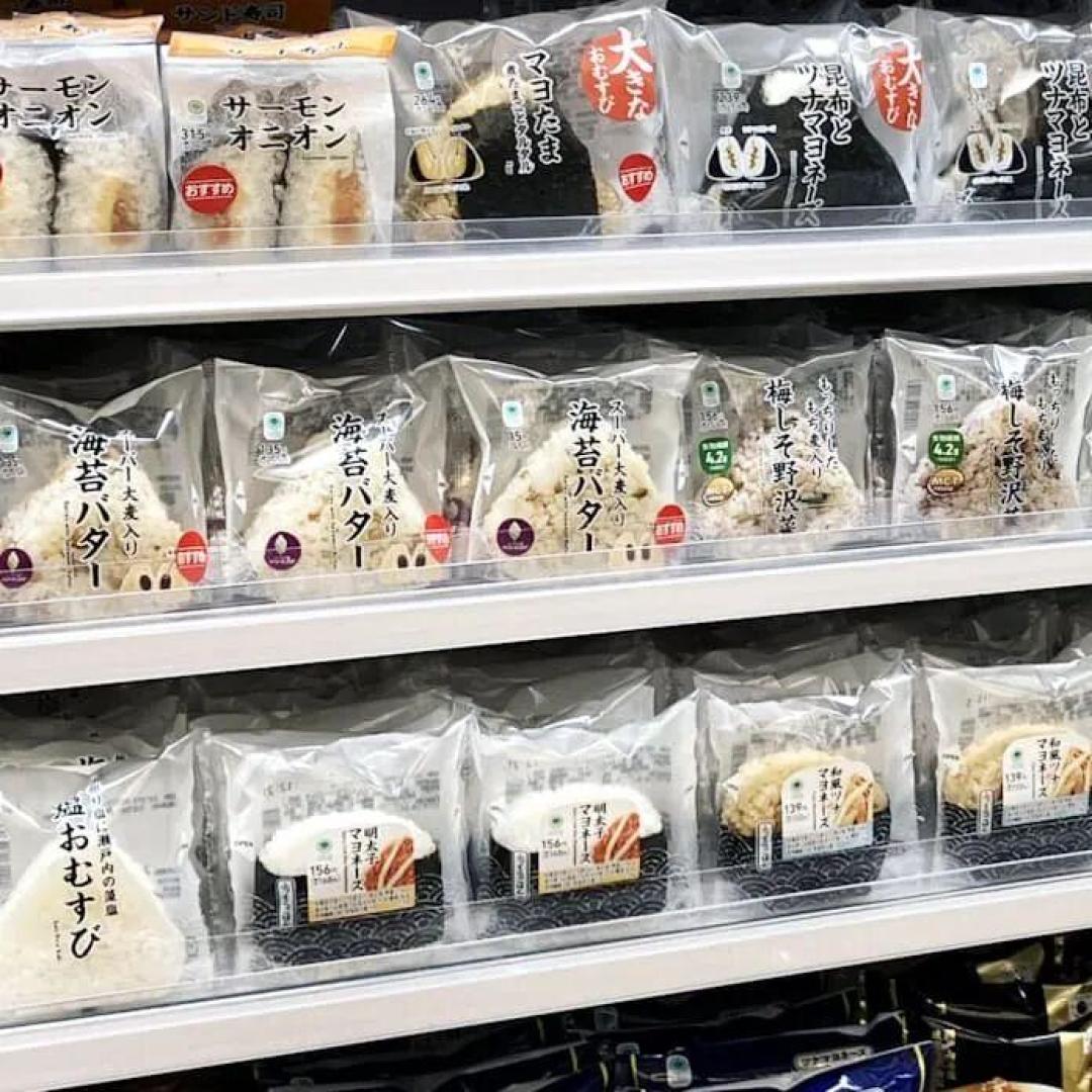 日本今年超2万种食品涨价,饭团反而降价了,套路藏在米里