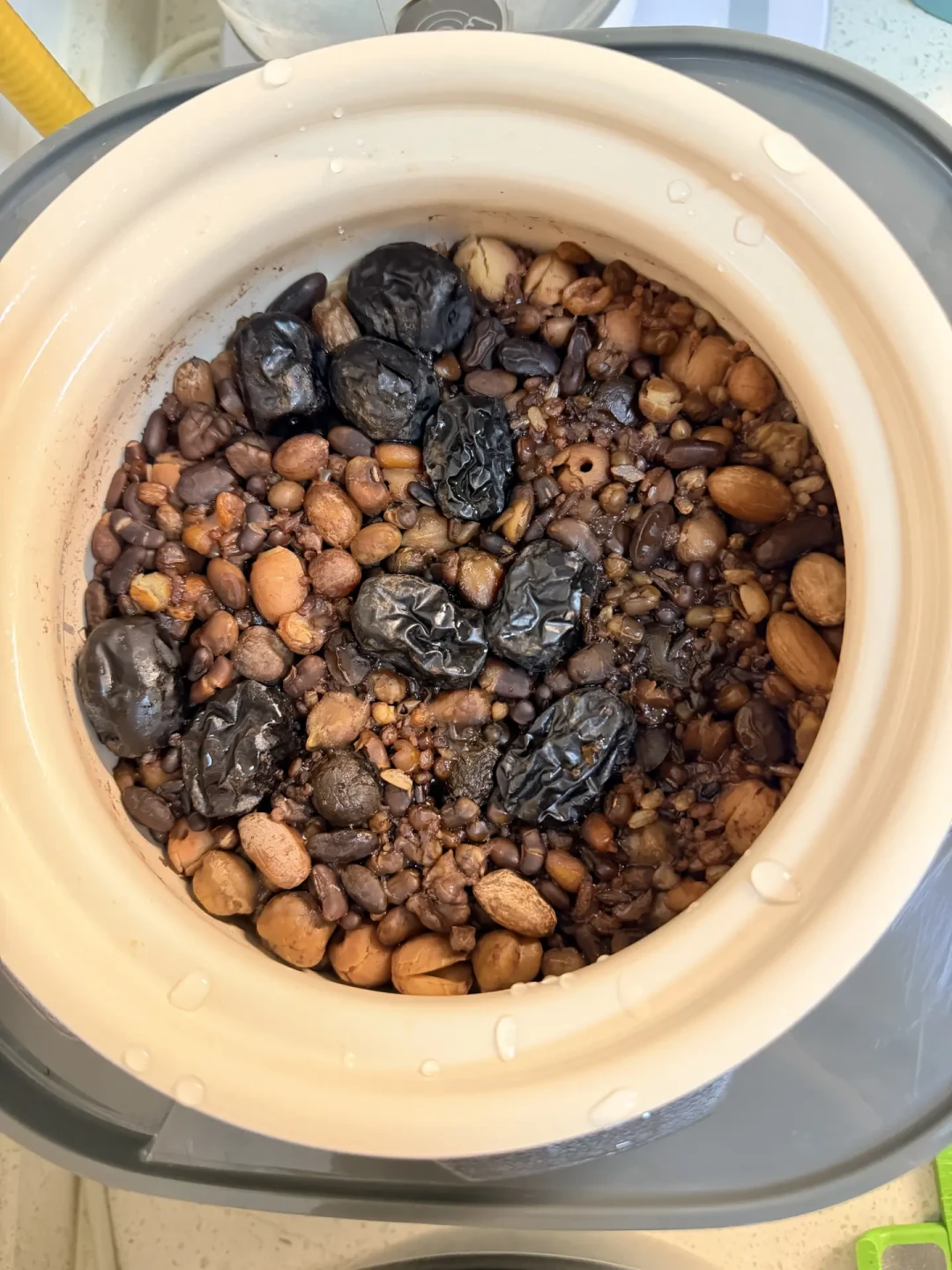 抗衰别急着戒主食:换成杂豆和全谷物,生理年龄指标更年轻