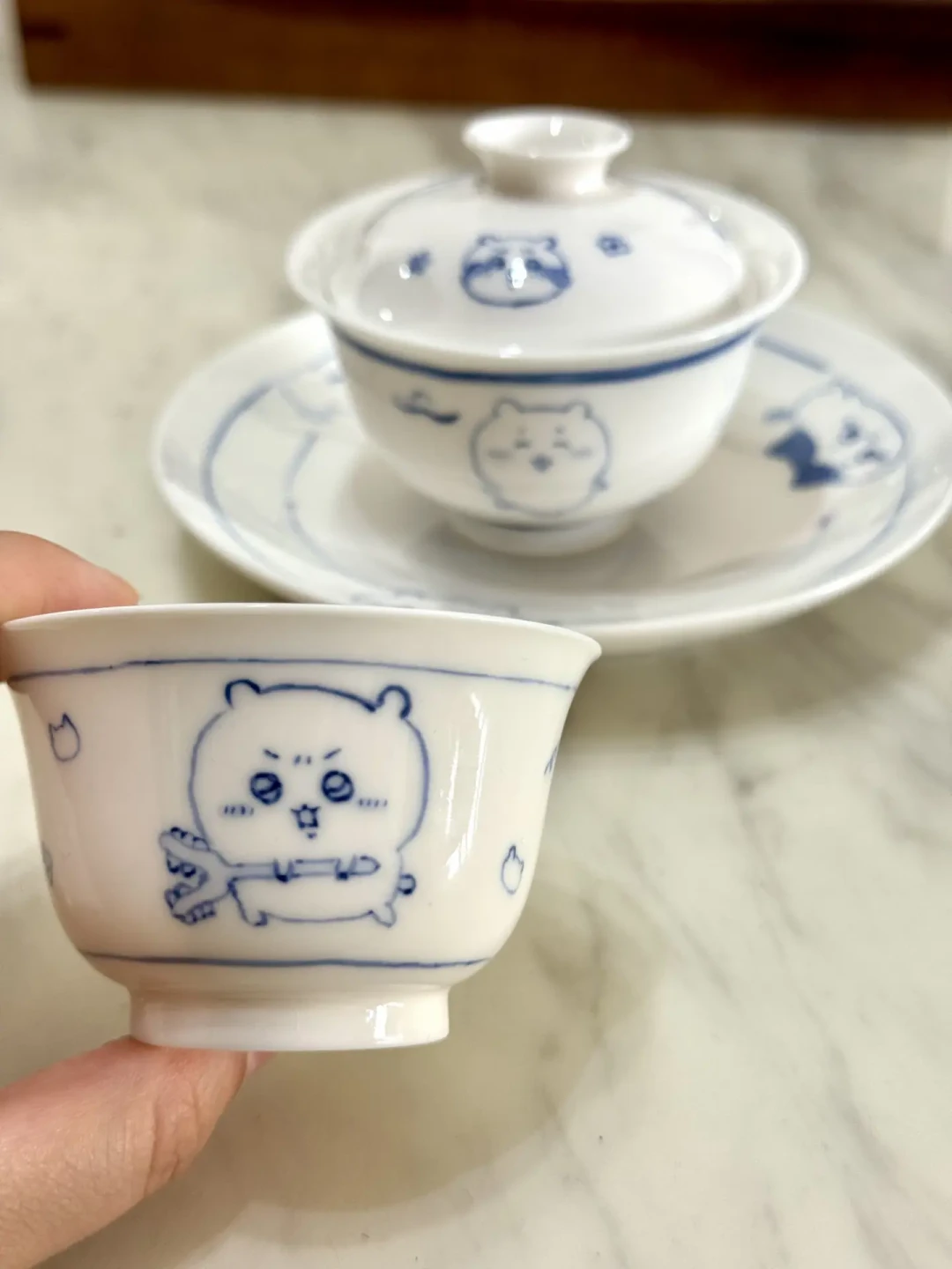 「白瓷盖碗走天下」撞上「十几件的大套才像专业喝茶」:双11首套茶具党,付尾款前先把价梯、落灰率、退路这三本账对完