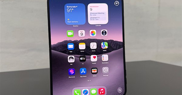 曝iPhone Duo 折痕区一按出波纹，是品控问题还是正常设计？