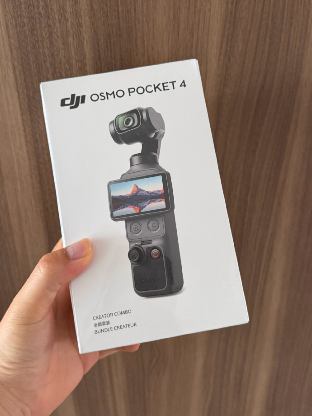 全新大疆Pocket4跌成二手价!降730,抄底别急,先分清买哪版