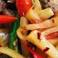 酸笋炒牛肉
