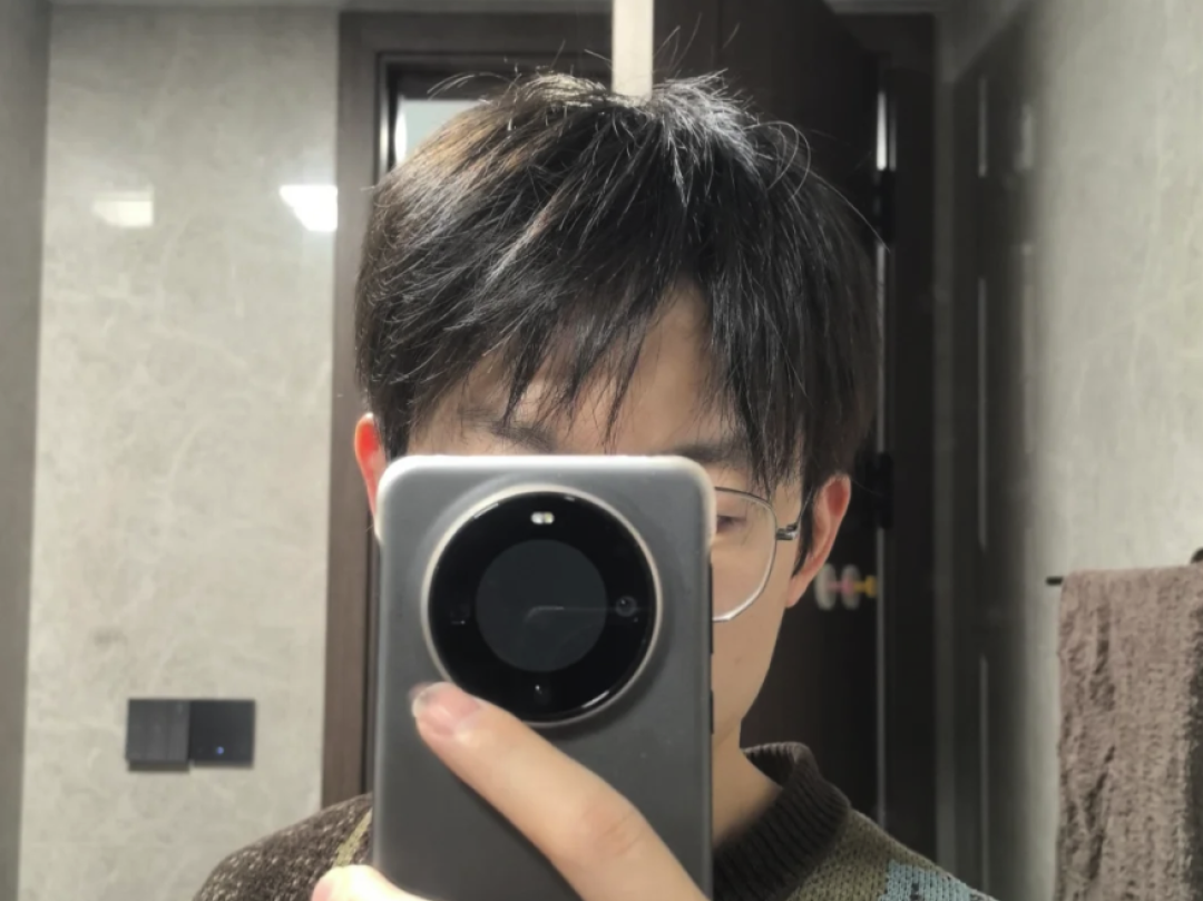 洗完头自然风干更防脱?错了,湿着头发不吹反而更伤