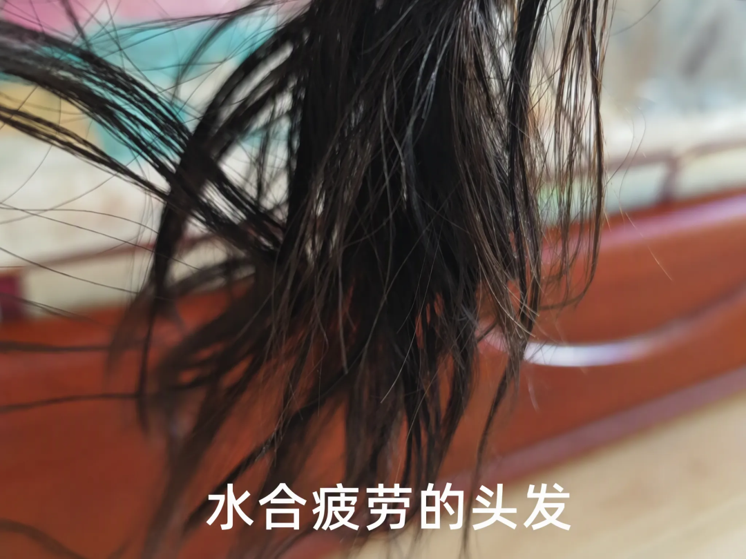 洗完头自然风干更防脱?错了,湿着头发不吹反而更伤