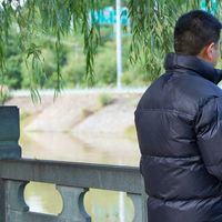 千元羽绒服配置只要 399？VBREX石墨烯极寒锁温羽绒服上手测评