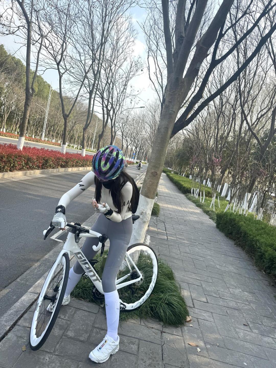 别盲蹲双十一公路车降价：你蹲的降价只便宜60块，